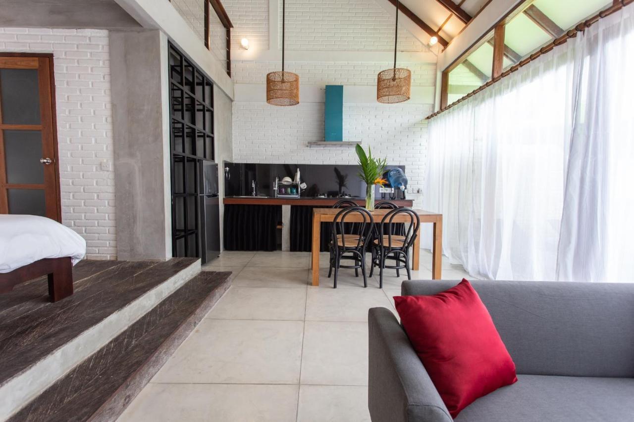 Balian Surf Villas Selemadeg  Esterno foto
